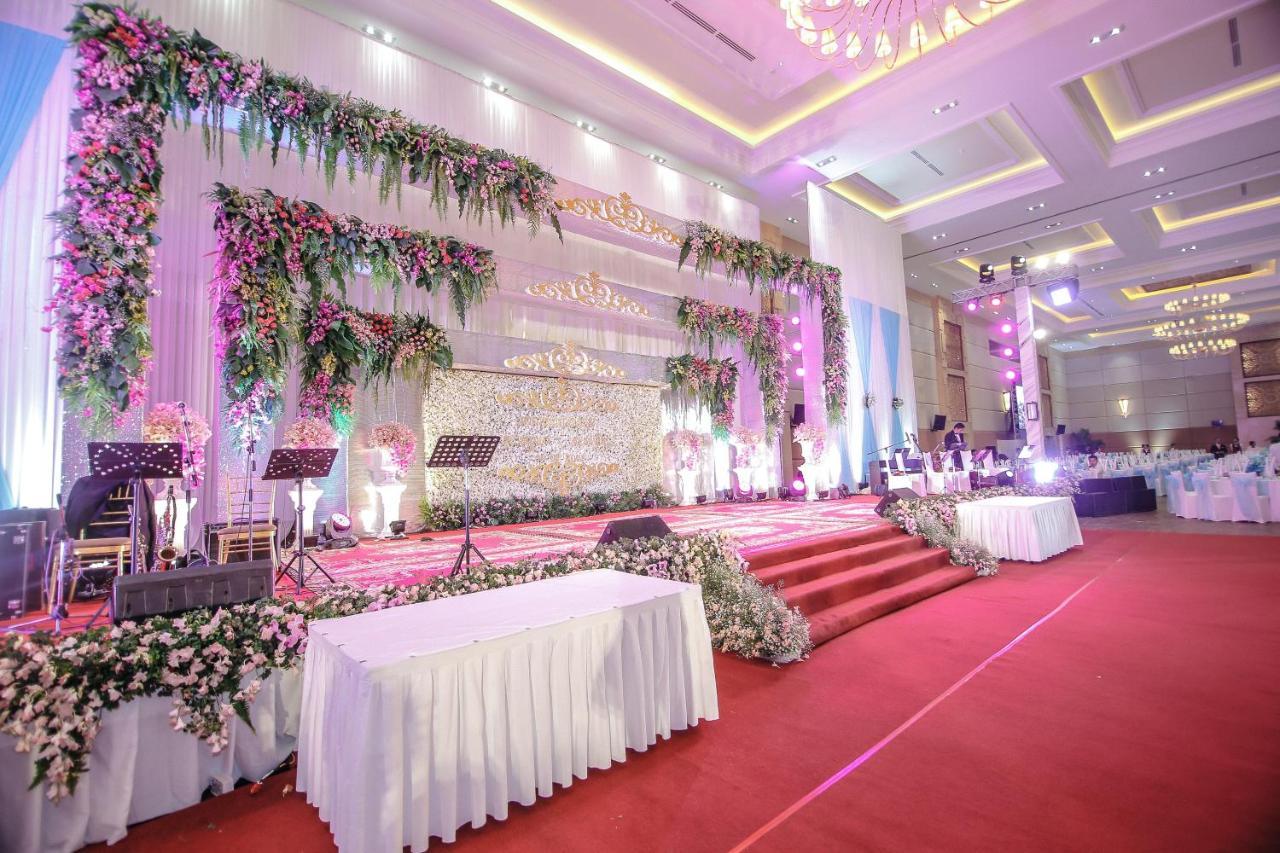 Sokha Phnom Penh Hotel Esterno foto